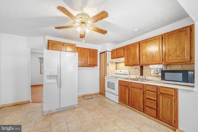 18 PROPELLER DR, Baltimore, MD 21220