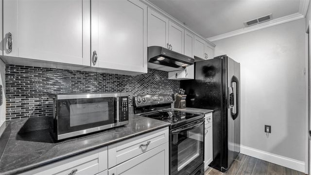 1640 VILLA CAPRI CIRCLE 303, Odessa, FL 33556