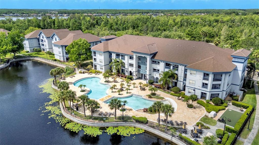 1640 VILLA CAPRI CIRCLE 303, Odessa, FL 33556