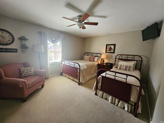 215 Shane Court, Evansville, IN 47715