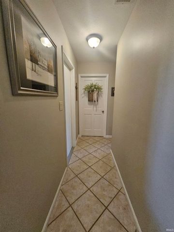 215 Shane Court, Evansville, IN 47715