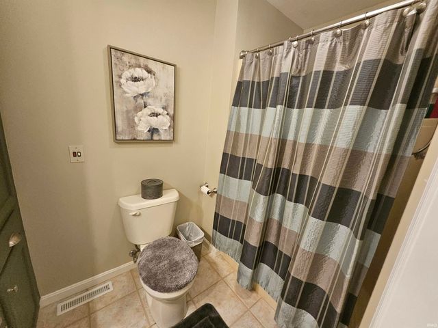 215 Shane Court, Evansville, IN 47715
