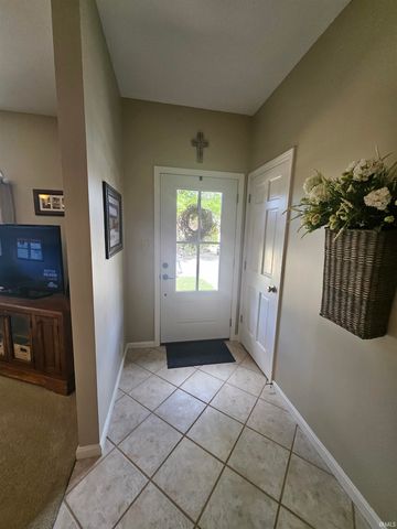 215 Shane Court, Evansville, IN 47715