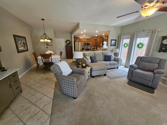 215 Shane Court, Evansville, IN 47715