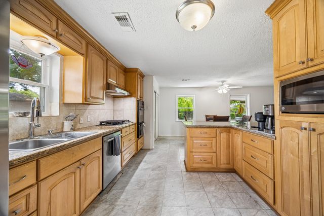 413 Mebane Lane, Rosenberg, TX 77471