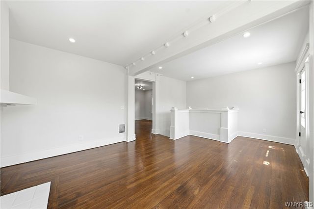 90 Armin Place, Buffalo, NY 14210