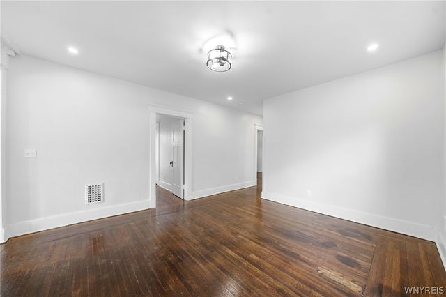90 Armin Place, Buffalo, NY 14210