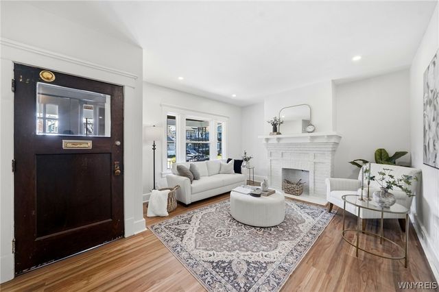 90 Armin Place, Buffalo, NY 14210