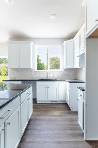 12 Grandview Circle Grandview Circle 58, White Lake Charter Township, MI 48386