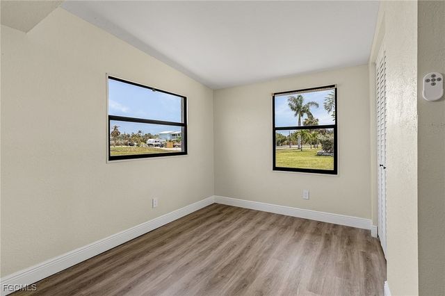 2390 Oleander ST, St James City, FL 33956