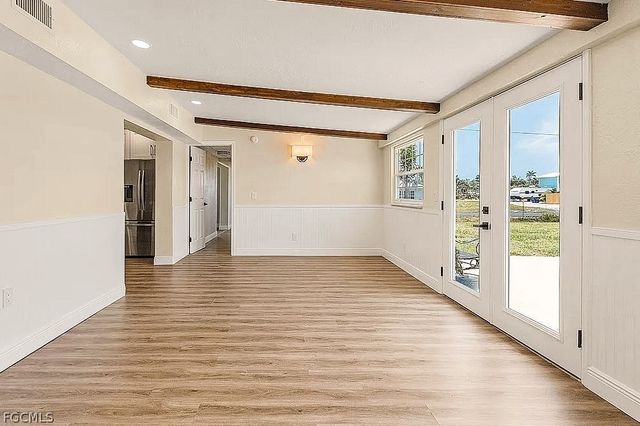 2390 Oleander ST, St James City, FL 33956