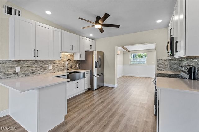 2390 Oleander ST, St James City, FL 33956