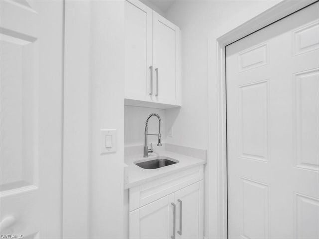 1201 NE 12th PL, Cape Coral, FL 33909