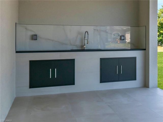 1201 NE 12th PL, Cape Coral, FL 33909