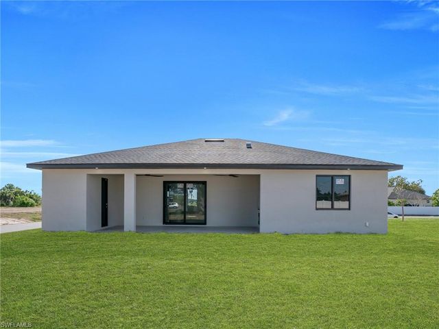 1201 NE 12th PL, Cape Coral, FL 33909