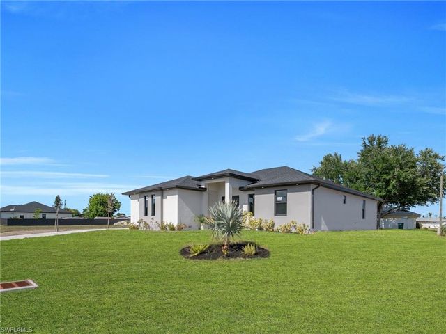 1201 NE 12th PL, Cape Coral, FL 33909