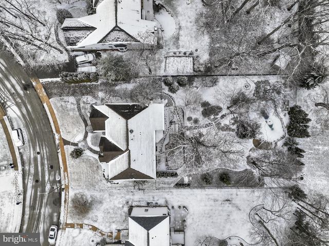 35 STANWYCK RD, Mount Laurel, NJ 08054