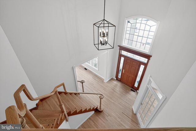 35 STANWYCK RD, Mount Laurel, NJ 08054