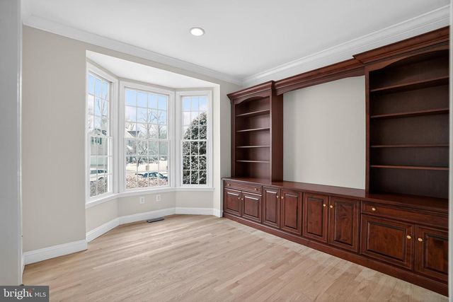 35 STANWYCK RD, Mount Laurel, NJ 08054