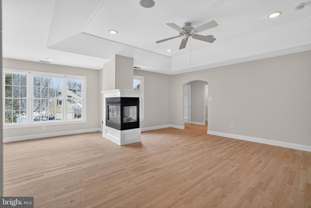 35 STANWYCK RD, Mount Laurel, NJ 08054