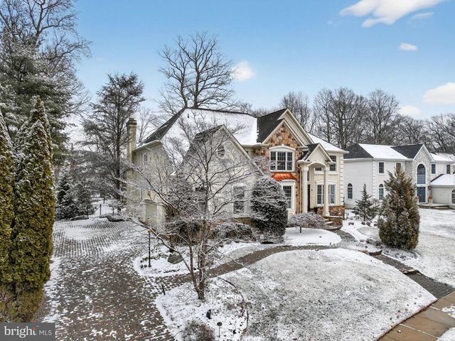 35 STANWYCK RD, Mount Laurel, NJ 08054