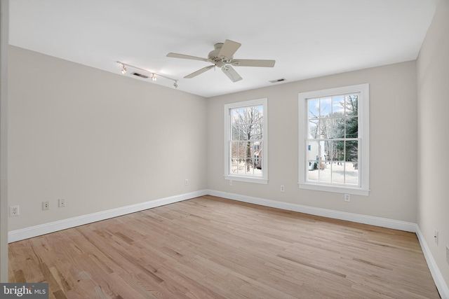 35 STANWYCK RD, Mount Laurel, NJ 08054