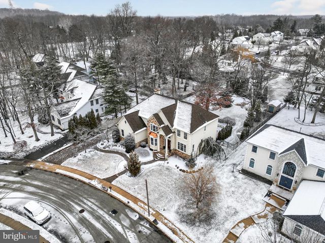 35 STANWYCK RD, Mount Laurel, NJ 08054