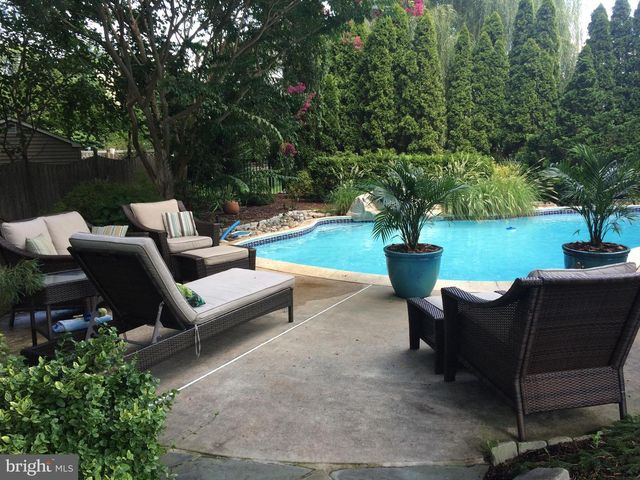 35 STANWYCK RD, Mount Laurel, NJ 08054