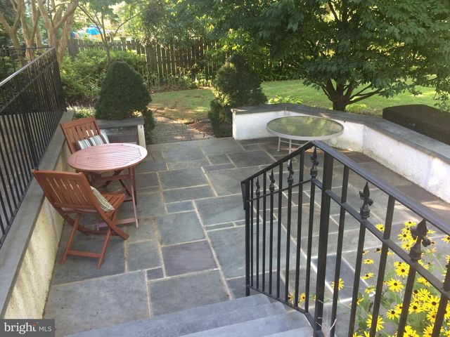 35 STANWYCK RD, Mount Laurel, NJ 08054