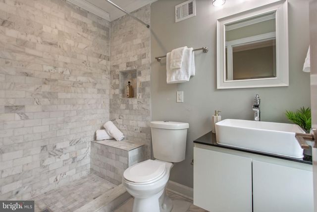 2217 14TH ST SE, Washington, DC 20020