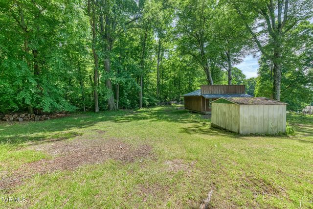 902 Beechwood Drive, Bristol, TN 37620