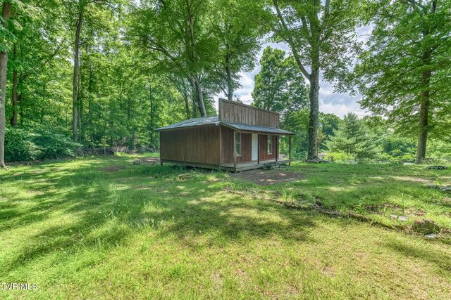 902 Beechwood Drive, Bristol, TN 37620