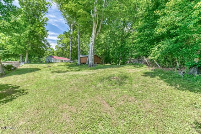 902 Beechwood Drive, Bristol, TN 37620