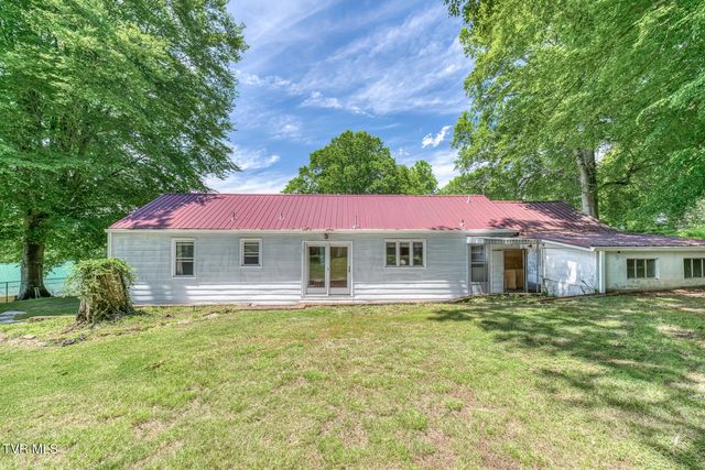 902 Beechwood Drive, Bristol, TN 37620