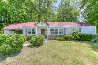 902 Beechwood Drive, Bristol, TN 37620