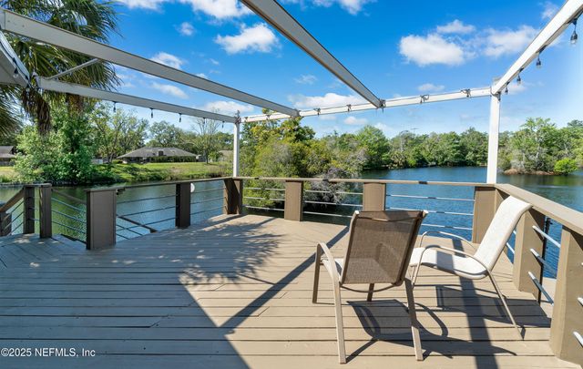 84 FOX VALLEY Drive, Orange Park, FL 32073