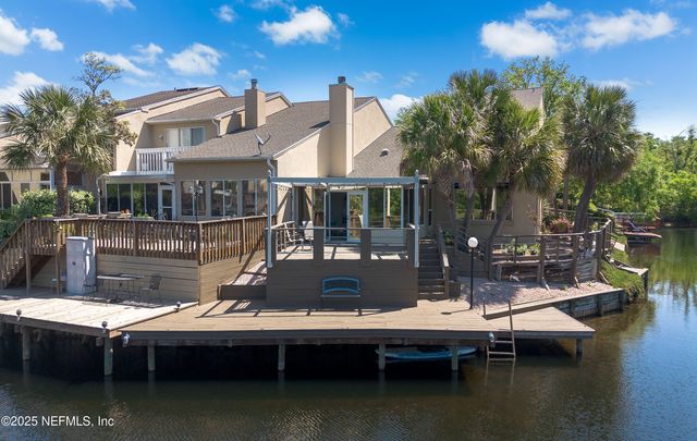 84 FOX VALLEY Drive, Orange Park, FL 32073