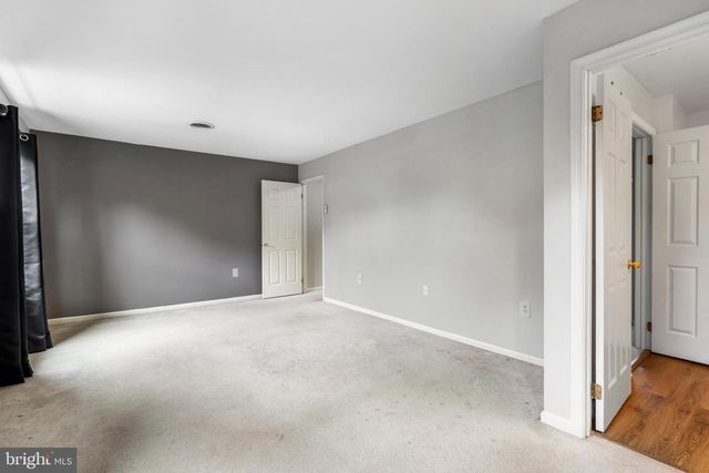 48 BERKELEY CT, Charles Town, WV 25414