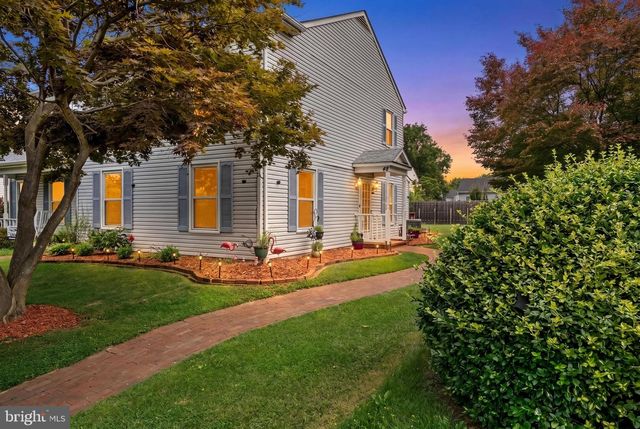 48 BERKELEY CT, Charles Town, WV 25414