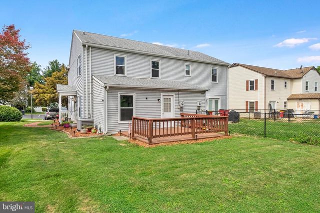 48 BERKELEY CT, Charles Town, WV 25414
