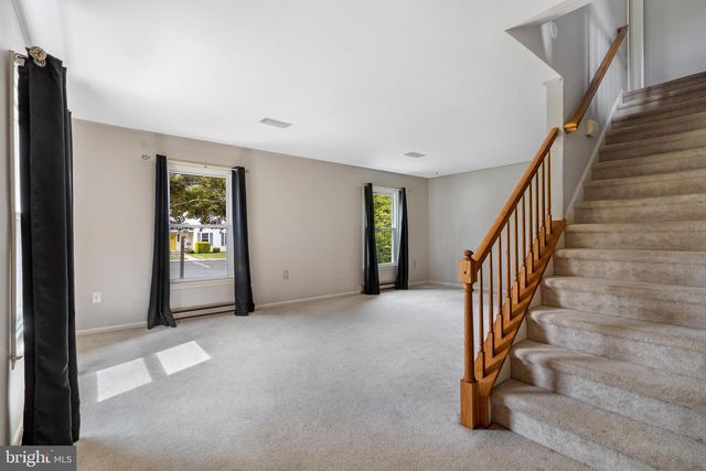 48 BERKELEY CT, Charles Town, WV 25414