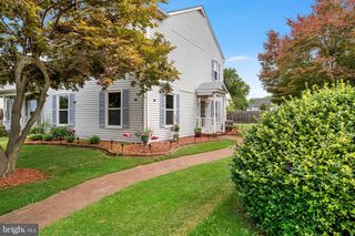 48 BERKELEY CT, Charles Town, WV 25414
