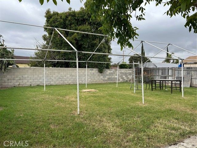 994 Magnolia, San Bernardino, CA 92411