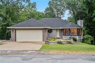 118 Mayfair Drive, Bella Vista, AR 72715