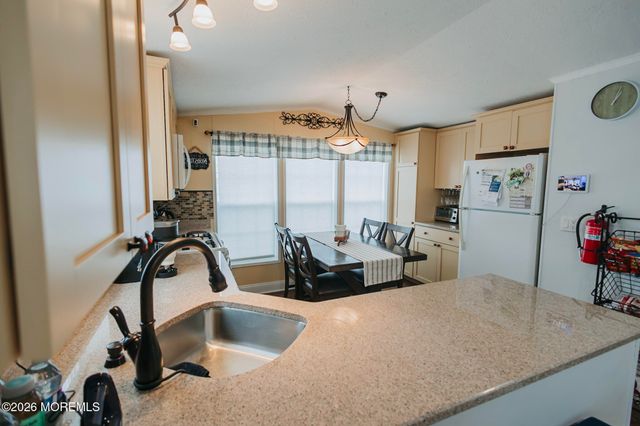 14 Locust Grove, Hazlet, NJ 07730