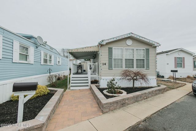 14 Locust Grove, Hazlet, NJ 07730