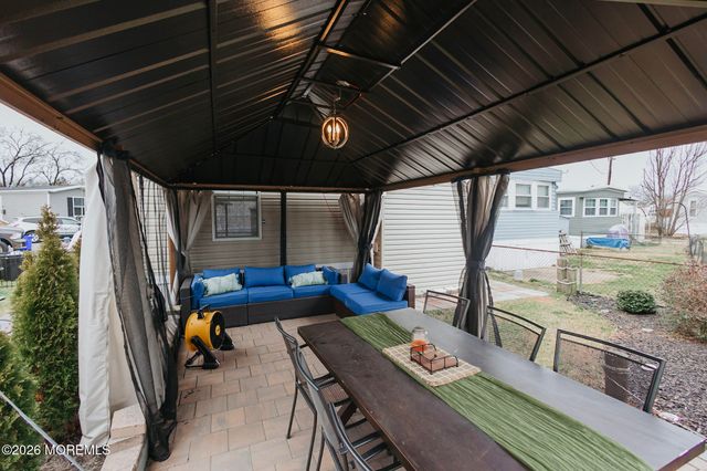 14 Locust Grove, Hazlet, NJ 07730