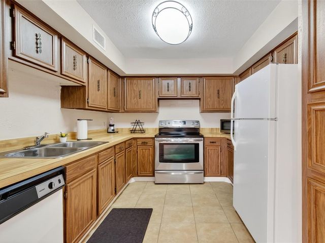 11002 Hammerly Boulevard 69, Houston, TX 77043