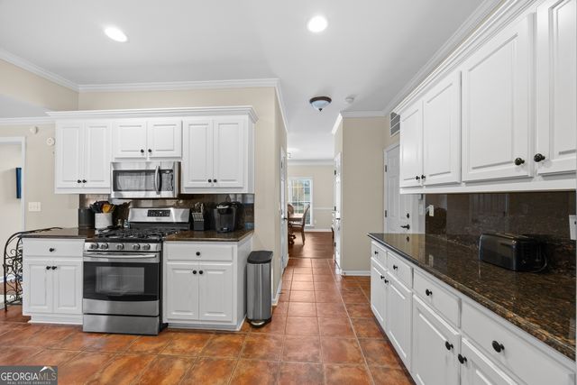 1803 Gold Finch Way, Lawrenceville, GA 30043