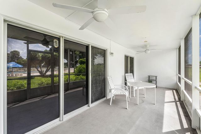 250 JOHN F KENNEDY Drive 107, Atlantis, FL 33462